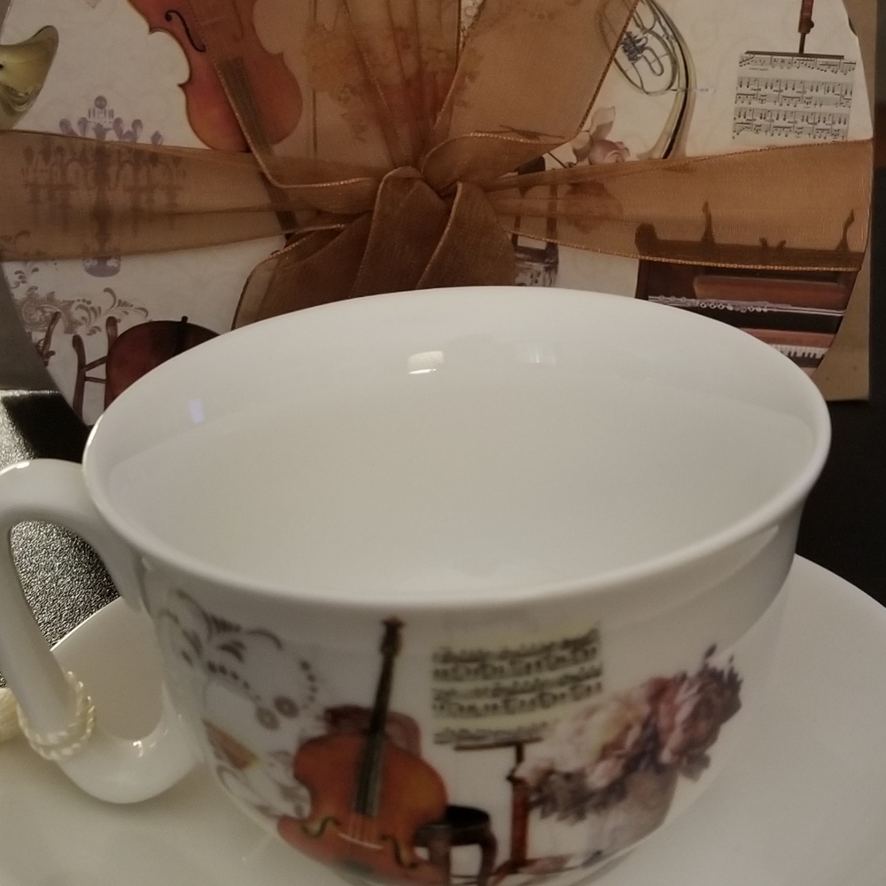 Tea Cup/saucer/gift box